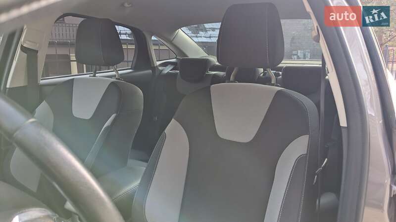 Седан Ford Focus 2013 в Львове