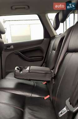 Универсал Ford Focus 2010 в 