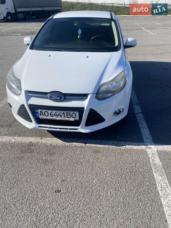 Хэтчбек Ford Focus 2013 в Ужгороде фото 13 Хэтчбек Ford Focus 2013 в Ужгороде
