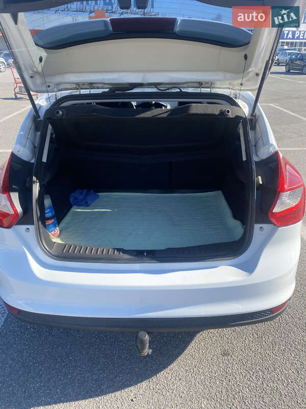 Хэтчбек Ford Focus 2013 в Ужгороде фото 16 Хэтчбек Ford Focus 2013 в Ужгороде