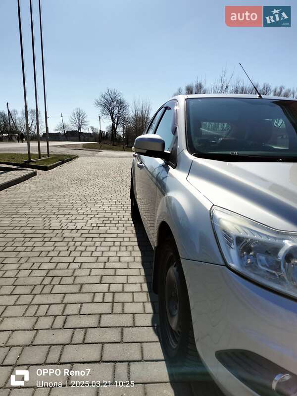 Хэтчбек Ford Focus 2011 в Шполе