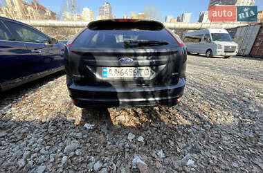 Хэтчбек Ford Focus 2010 в 