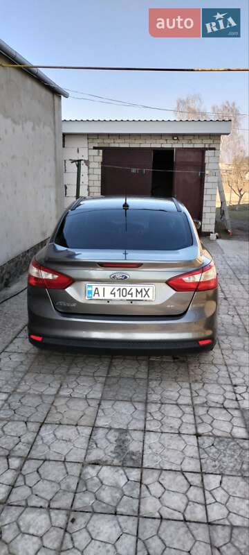Седан Ford Focus 2014 в Березане фото 19 Седан Ford Focus 2014 в Березане