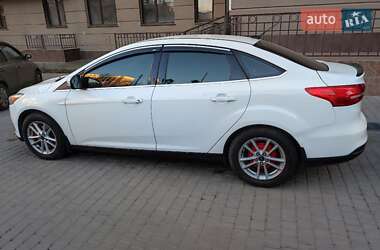 Седан Ford Focus 2016 в 