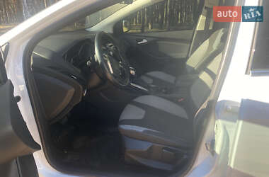 Седан Ford Focus 2012 в 