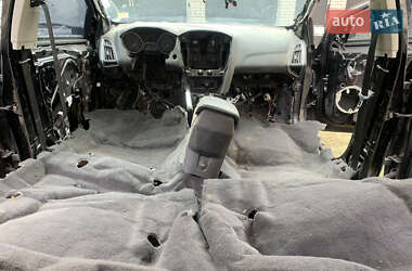 Хетчбек Ford Focus 2012 в 