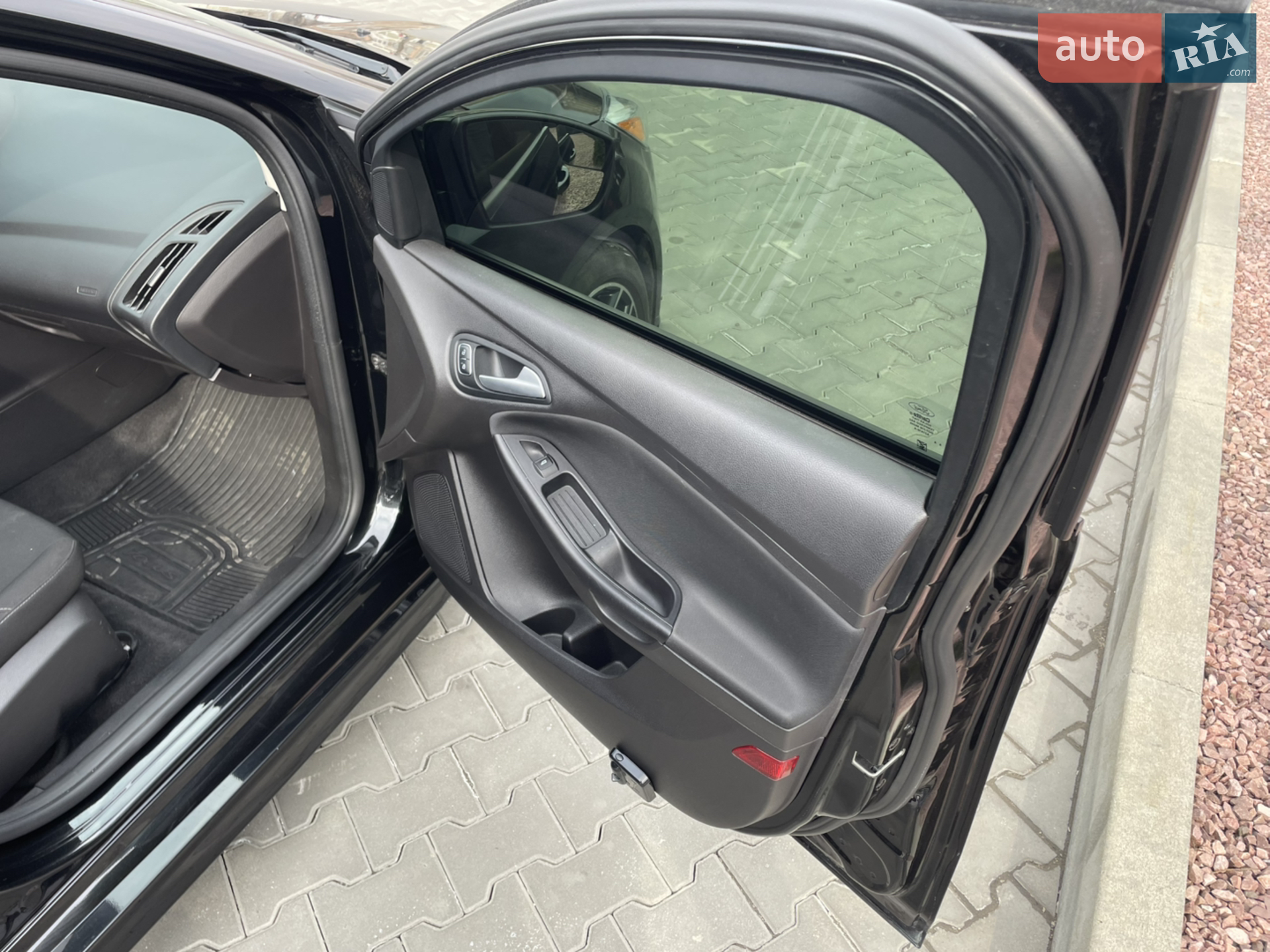 2015 Ford Focus - мініатюра 9