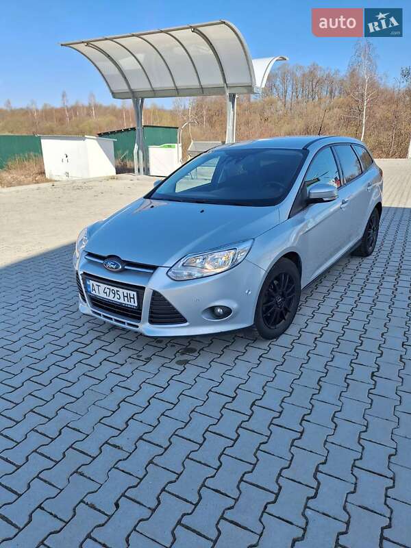 Универсал Ford Focus 2014 в 