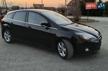 Хэтчбек Ford Focus 2013 в 