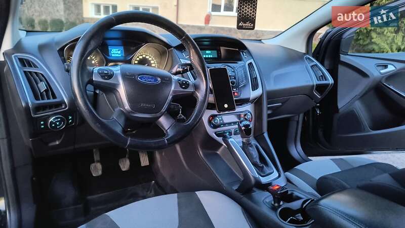 Хэтчбек Ford Focus 2013 в Ивано-Франковске