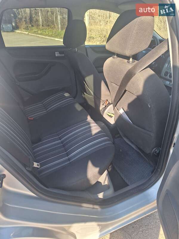 Универсал Ford Focus 2008 в Черкассах фото 3 Универсал Ford Focus 2008 в Черкассах