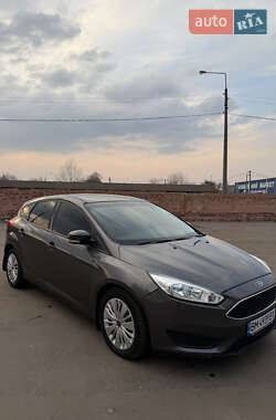 Хетчбек Ford Focus 2016 в 