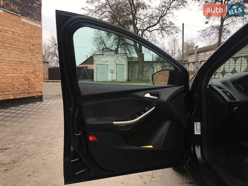 Седан Ford Focus 2012 в Лубнах