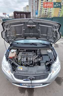 Седан Ford Focus 2008 в 