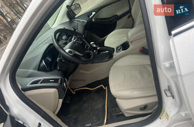 Хэтчбек Ford Focus 2014 в 