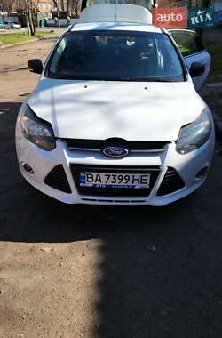 Хэтчбек Ford Focus 2013 в 