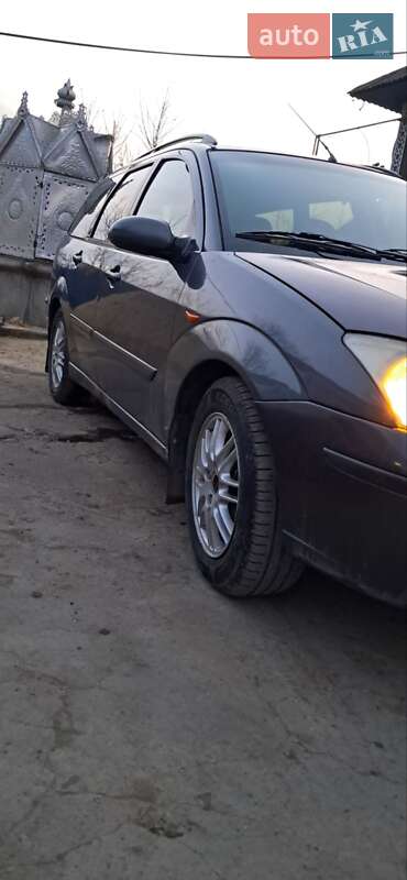 Универсал Ford Focus 2003 в Черновцах