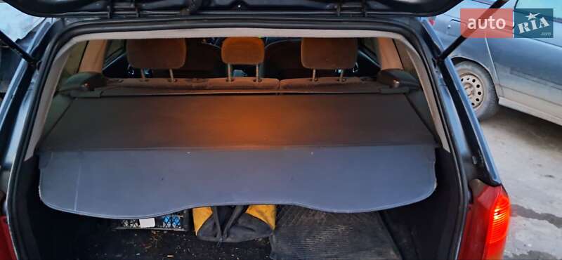 Универсал Ford Focus 2003 в Черновцах