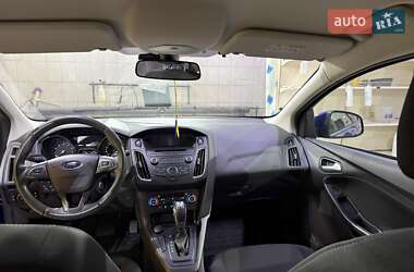Хэтчбек Ford Focus 2016 в 