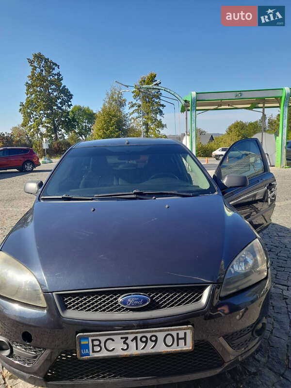 Хетчбек Ford Focus 2007 в Золочеві