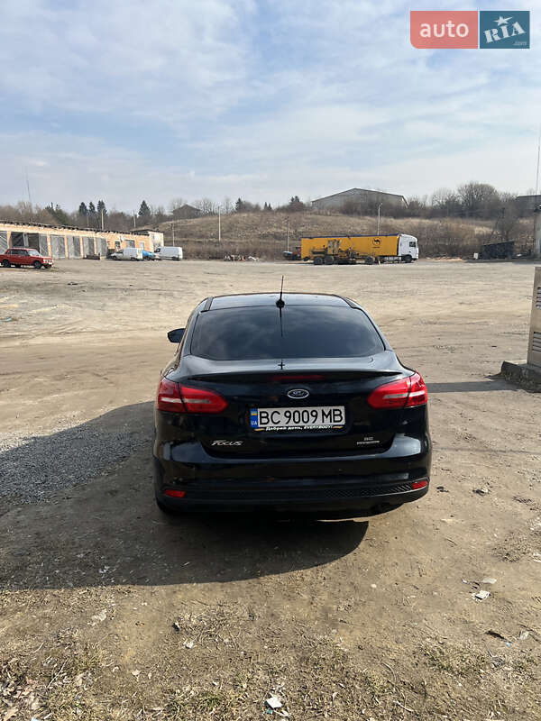 Седан Ford Focus 2015 в Перемышлянах