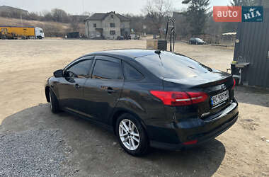Седан Ford Focus 2015 в 
