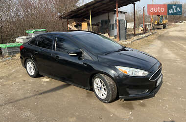Седан Ford Focus 2015 в 