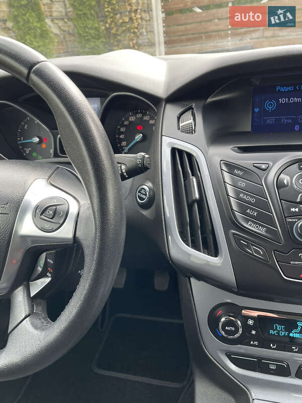 Универсал Ford Focus 2011 в Стрые фото 30 Универсал Ford Focus 2011 в Стрые