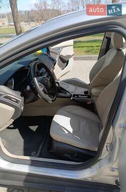 Хэтчбек Ford Focus 2015 в 