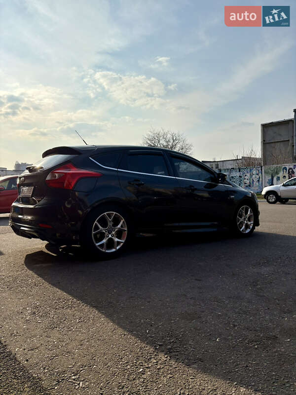 Хэтчбек Ford Focus 2013 в Кременчуге