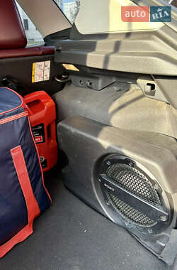 Хэтчбек Ford Focus 2013 в 