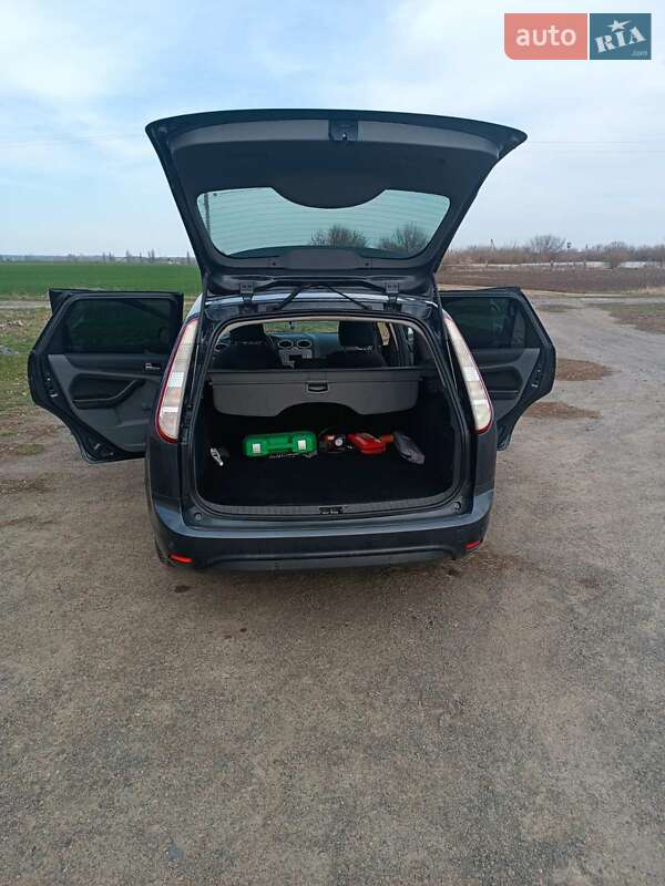 Универсал Ford Focus 2010 в Володарке