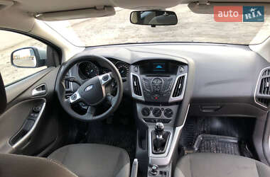 Универсал Ford Focus 2014 в 