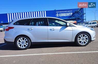 Универсал Ford Focus 2011 в 
