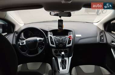 Хэтчбек Ford Focus 2013 в 