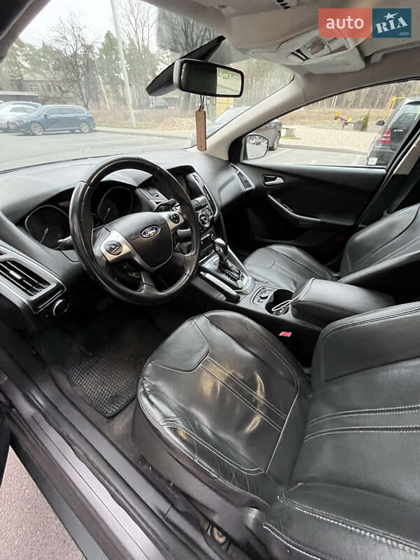 Хэтчбек Ford Focus 2011 в Чернигове