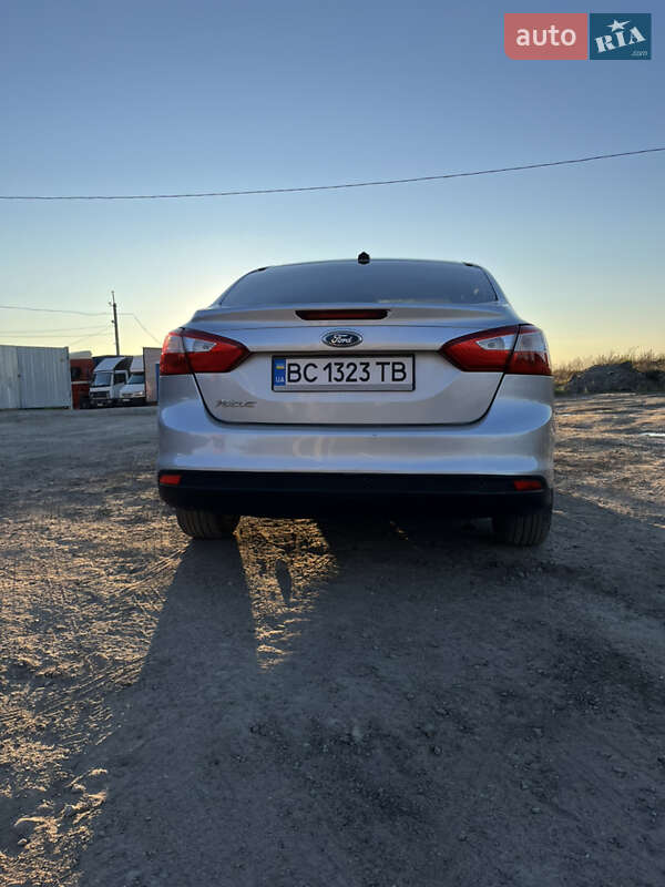 Седан Ford Focus 2011 в Львове