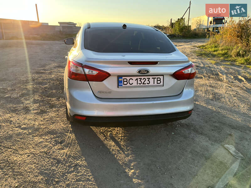 Седан Ford Focus 2011 в Львове