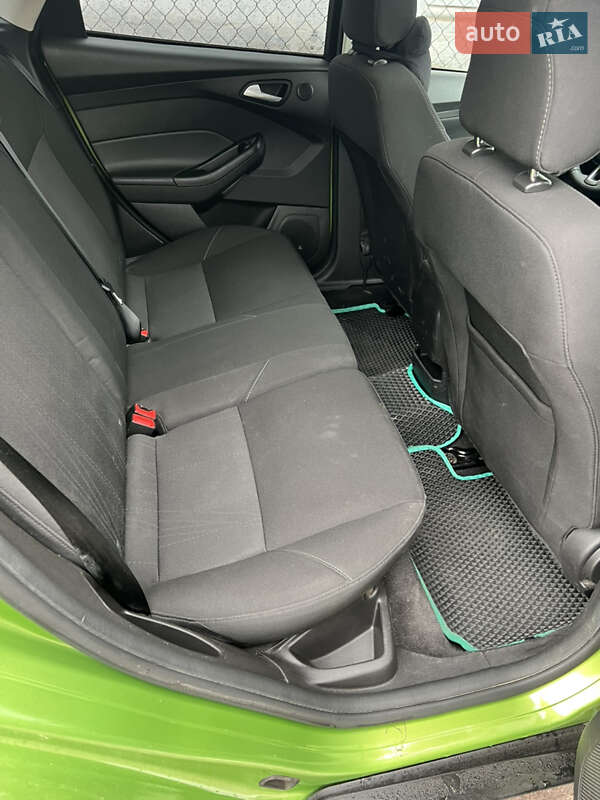 Хетчбек Ford Focus 2017 в Дніпрі