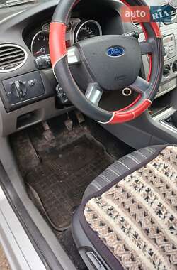 Хэтчбек Ford Focus 2008 в 