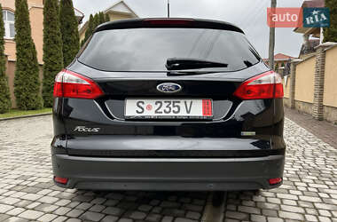 Универсал Ford Focus 2014 в 