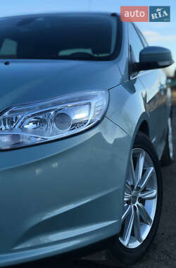 Хетчбек Ford Focus 2013 в 