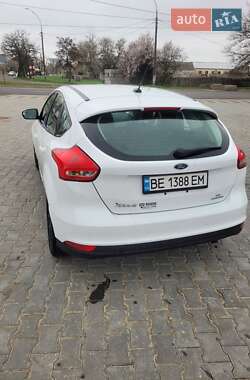 Хэтчбек Ford Focus 2016 в 