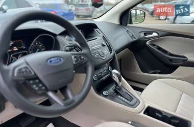 Седан Ford Focus 2016 в 