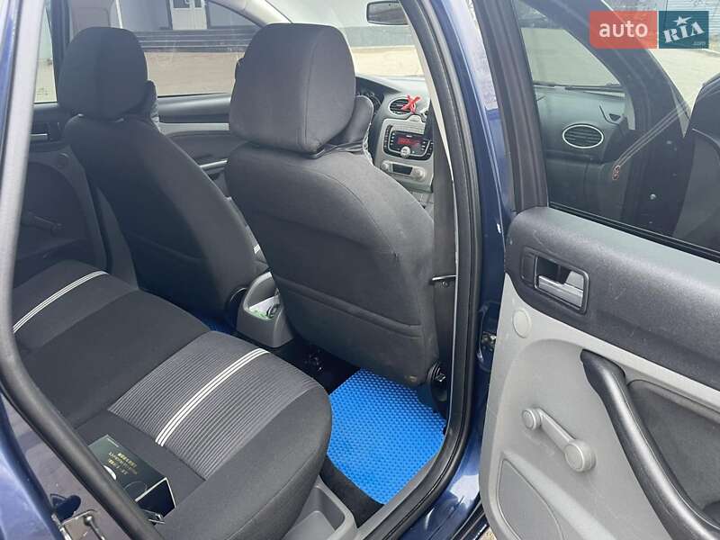 Универсал Ford Focus 2010 в Калиновке