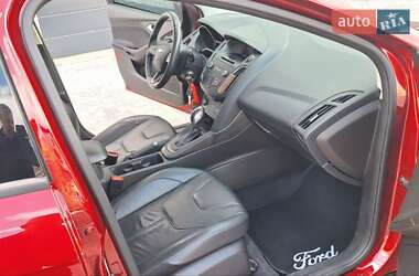 Седан Ford Focus 2015 в 