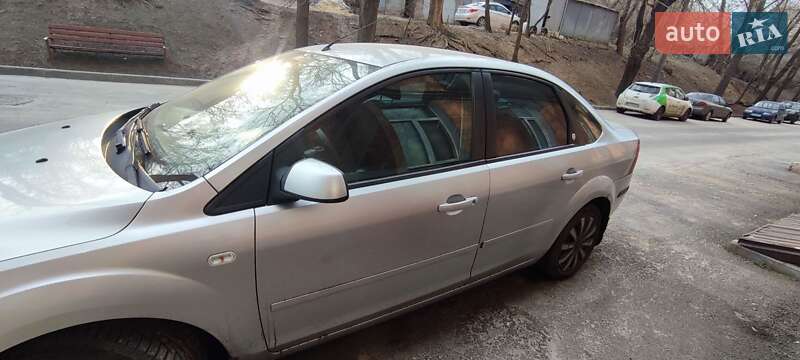 Седан Ford Focus 2005 в Харькове