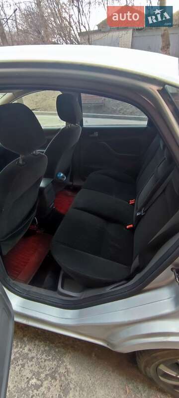 Седан Ford Focus 2005 в Харькове