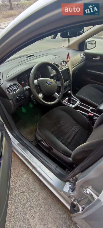 Седан Ford Focus 2005 в Харькове фото 12 Седан Ford Focus 2005 в Харькове