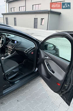 Универсал Ford Focus 2012 в 